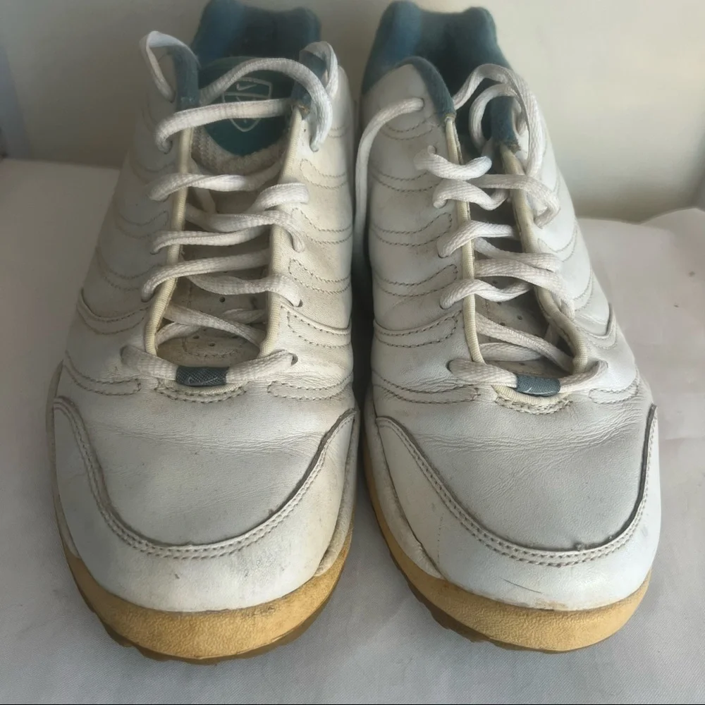 Vintage Nike Air Golf Shoes White Blue Womens Size 8 Classic Vintage Retro